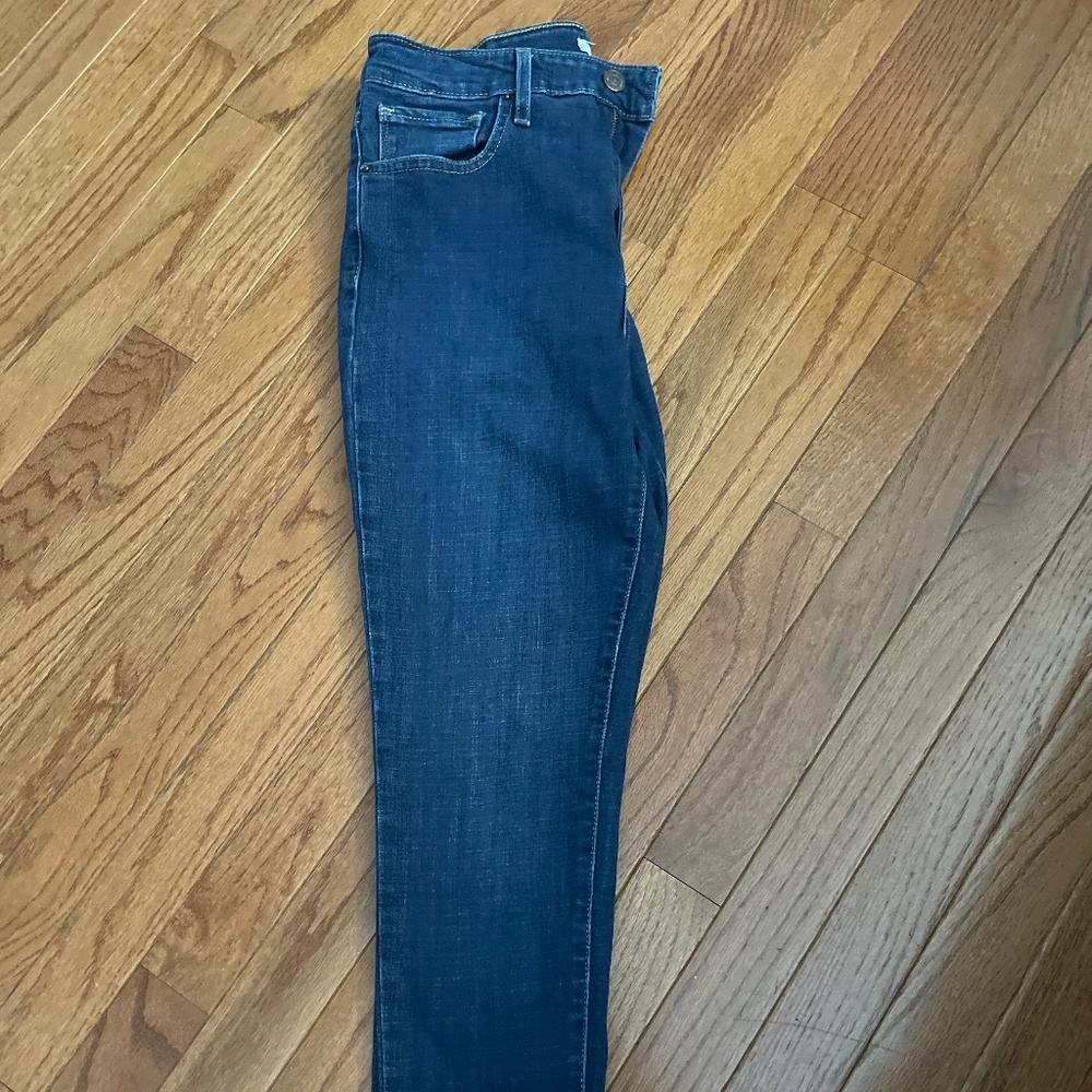 Levi’s 721 high rise skinny jeans